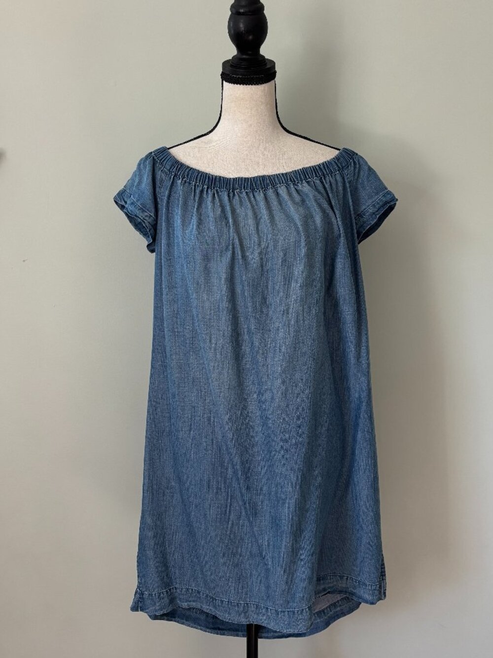 Cloth & Stone Chambray Off-Shoulder Mini Dress Medium Like New - Picture 1 of 5